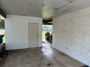 103 Poco Vista Dr S in Kerrville, TX - Building Photo - Building Photo