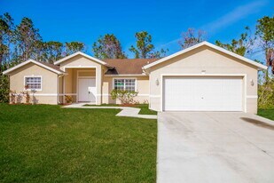 1207 Summa Blvd in Lehigh Acres, FL - Building Photo