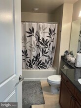 11700 Old Georgetown Rd-Unit -1013 in Rockville, MD - Building Photo - Building Photo