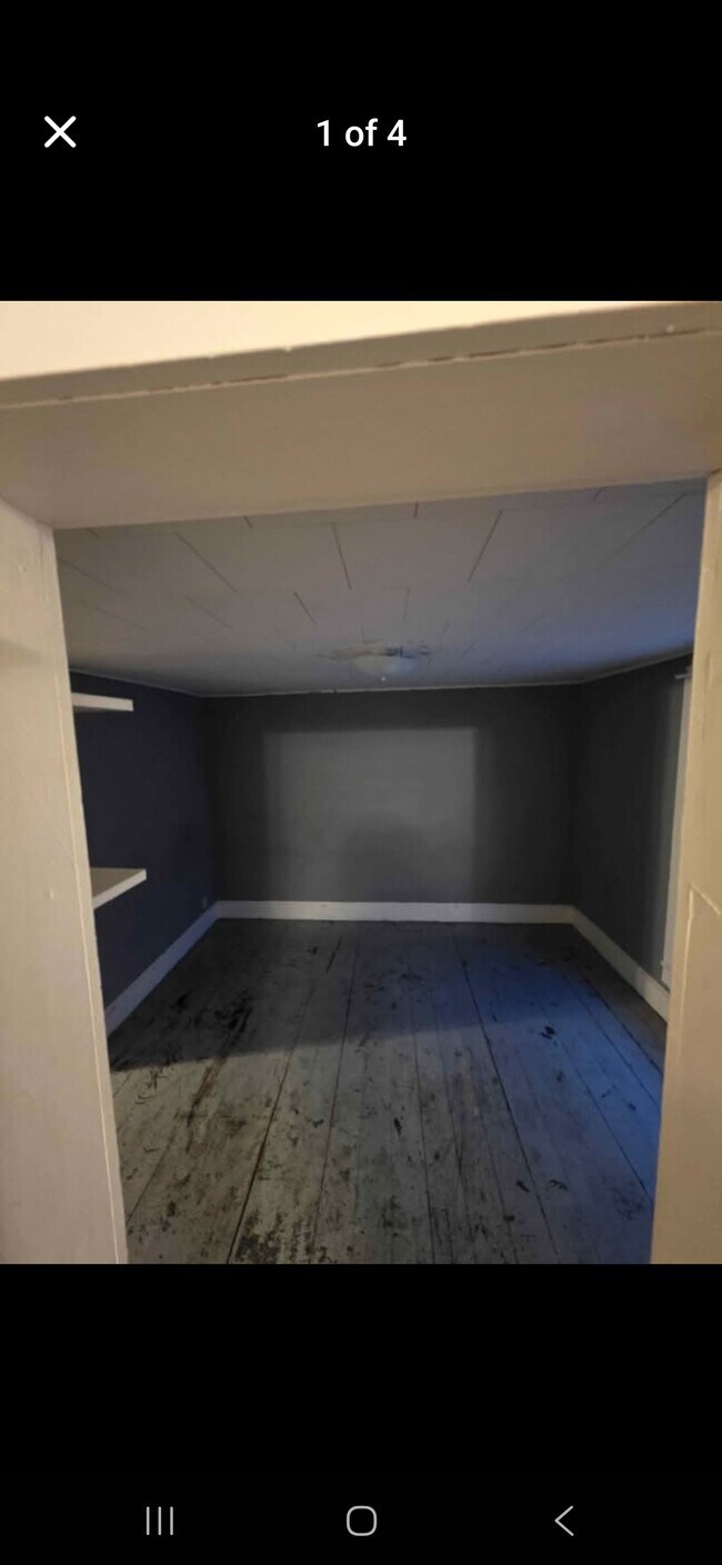 property at 11 W Gates St