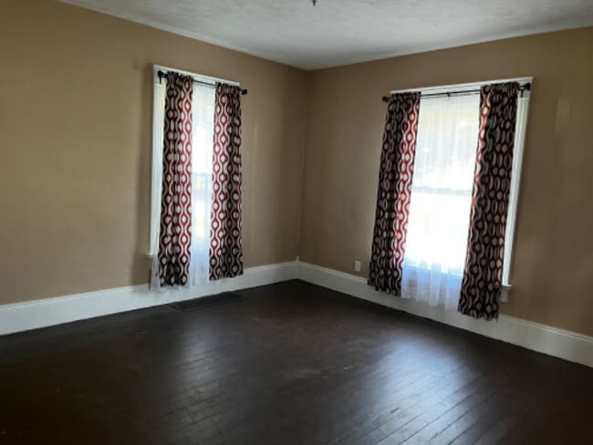 property at 900 Stilwell Ave