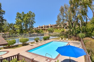 7321 Alicante Rd, Unit A in Carlsbad, CA - Building Photo - Building Photo
