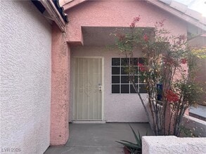 8217 Broward Ln in Las Vegas, NV - Building Photo - Building Photo
