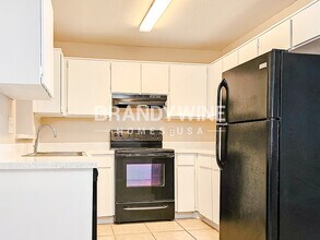 14024 Arbor Knoll Cir in Tampa, FL - Building Photo - Building Photo