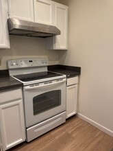 2929 76th Ave SE in Mercer Island, WA - Building Photo - Building Photo