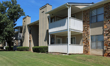 City Heights at Skyland (C.H.A.M.) in Tuscaloosa, AL - Building Photo - Building Photo