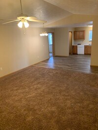 815 N James Ave, Unit A photo'