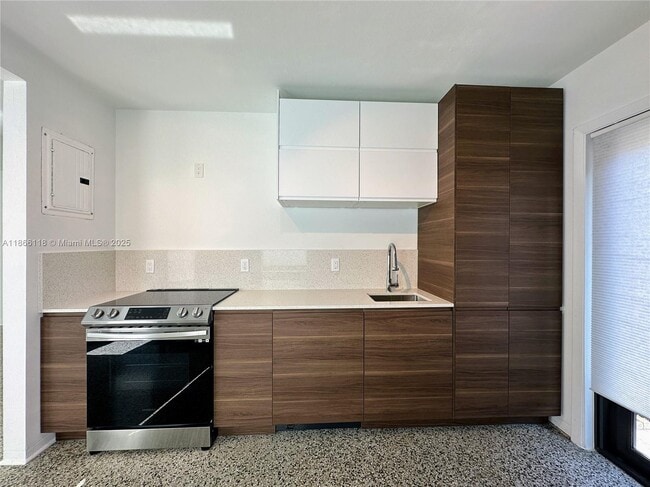 1117 NE 17th Terrace in Fort Lauderdale, FL - Building Photo - Building Photo