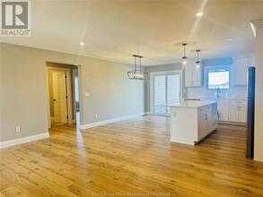 555 Keil Trail N in Chatham, ON - Building Photo - Building Photo