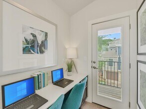 1916 Warely Ln in Austin, TX - Building Photo - Building Photo