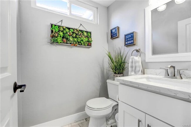 2606 Greenhill Dr in Fullerton, CA - Building Photo - Building Photo