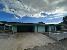 929 Maniniholo St in Honolulu, HI - Building Photo