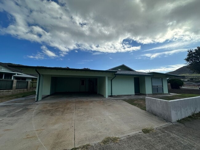 property at 929 Maniniholo St