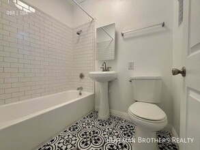 915 S Carondelet St, Unit 306 in Los Angeles, CA - Building Photo - Building Photo