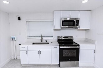 902 Marshall St in Clearwater, FL - Building Photo - Building Photo