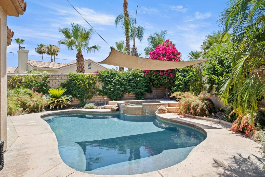 63 Rocio Ct in Palm Desert, CA - Building Photo