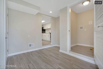 12 Johnson St in Brick, NJ - Building Photo - Building Photo