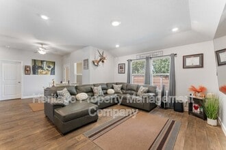 829 Margay Lp in Seguin, TX - Building Photo - Building Photo