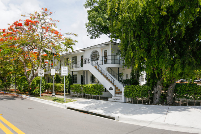 4400 NE 2nd Ave in Miami, FL - Foto de edificio - Building Photo