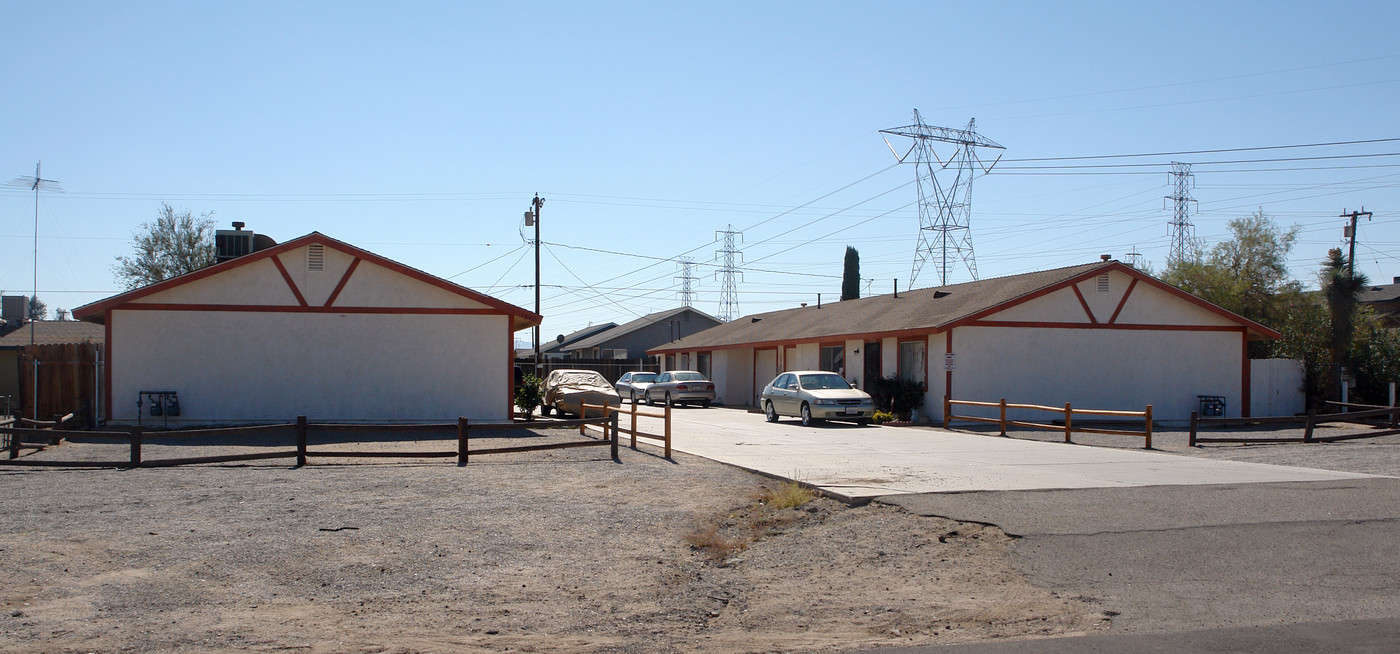 A in Hesperia, CA - Building Photo