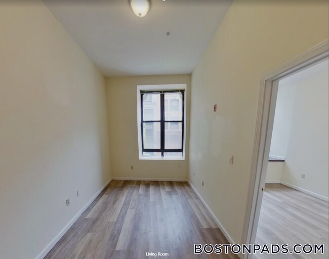 81 Essex St, Unit 65 in Boston, MA - Building Photo - Building Photo