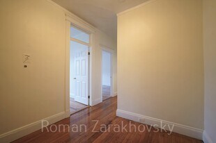 14 Orkney Rd, Unit 44 in Boston, MA - Building Photo