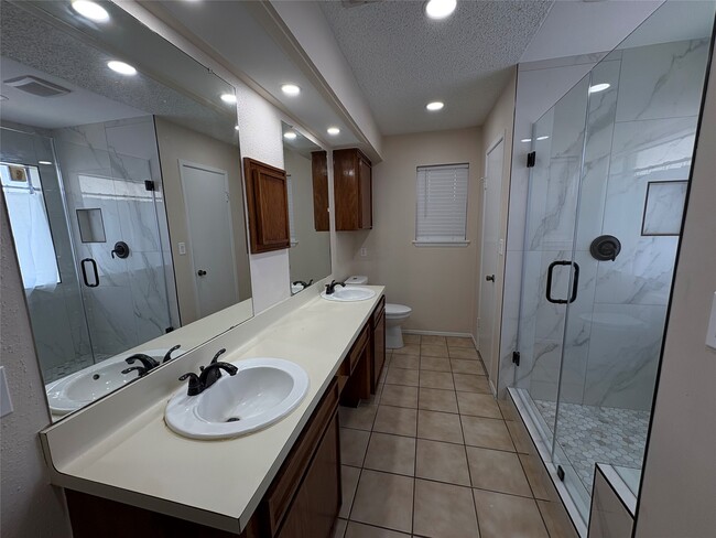 10907 Spring Harvest Dr