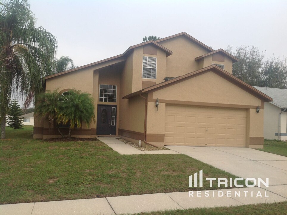 13445 Beechberry Dr in Riverview, FL - Building Photo