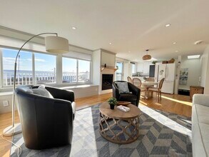 1497 Ocean Blvd in Rye, NH - Building Photo - Building Photo