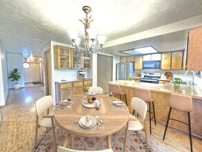 6902 N Old Fort Dr in Spokane, WA - Building Photo - Building Photo