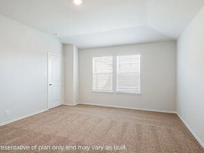 15562 Mint Patch Mdw in Von Ormy, TX - Building Photo - Building Photo