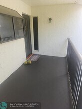1242 S Military Trail in Deerfield Beach, FL - Building Photo - Building Photo