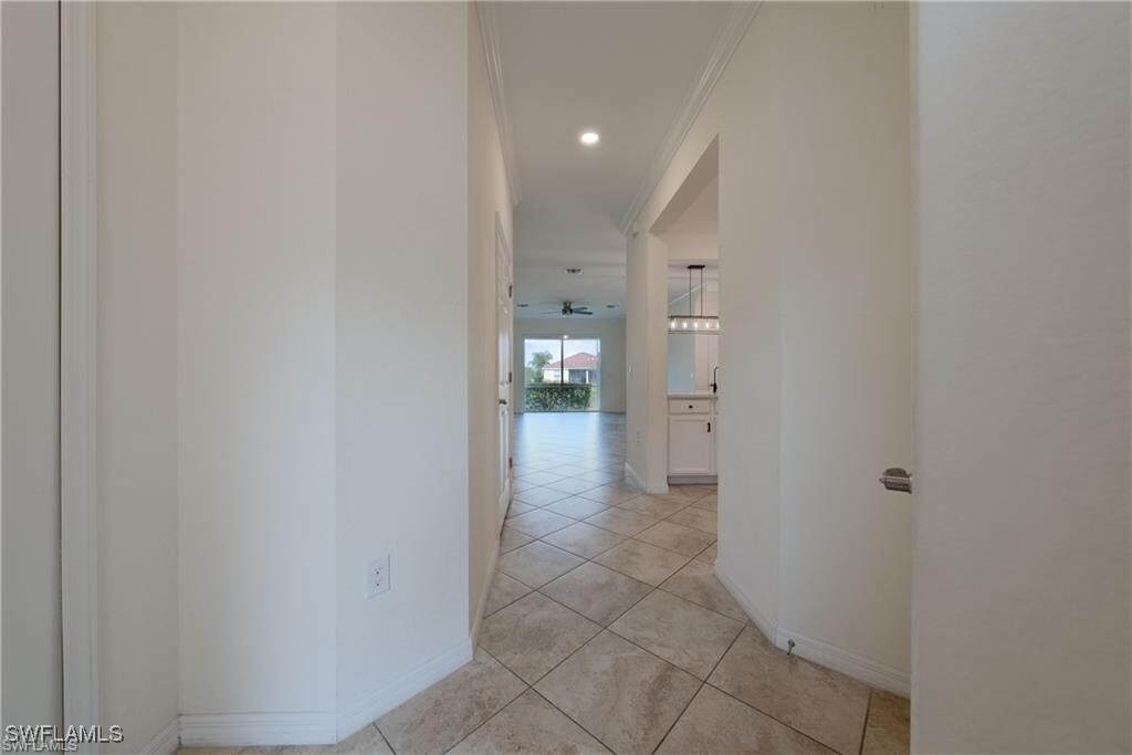 2656 Blossom Wy in Naples, FL - Foto de edificio