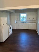 218 W 68th St in Shreveport, LA - Foto de edificio - Building Photo
