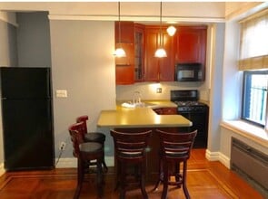 215 Hart Blvd in Staten Island, NY - Building Photo - Building Photo