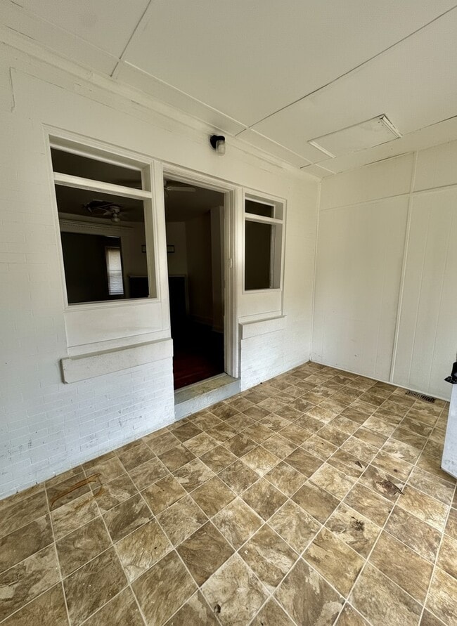 5933 Chester Ave in Philadelphia, PA - Building Photo - Building Photo