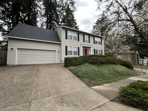 6989 SW Tierra Del Mar Dr in Beaverton, OR - Building Photo - Building Photo