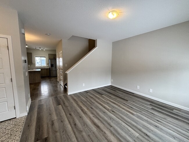 380 Lawthorn Wy SE in Airdrie, AB - Building Photo - Building Photo