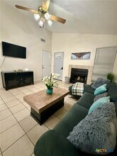 907 Haynes Dr in Killeen, TX - Building Photo - Building Photo