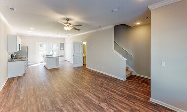 Lennox Commons Apartments by Callio Properties in Chattanooga, TN - Foto de edificio - Building Photo