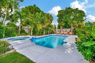925 NE 25th Ave in Pompano Beach, FL - Building Photo - Building Photo