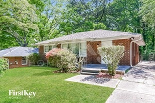5632 Cypress Dr in Forest Park, GA - Building Photo