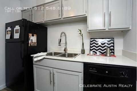 1071 Clayton Ln-Unit -101 in Austin, TX - Building Photo - Building Photo