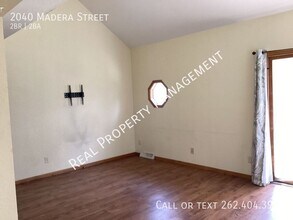 2040 Madera St in Waukesha, WI - Building Photo - Building Photo