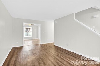 1921 Mereview Ct in Charlotte, NC - Building Photo - Building Photo