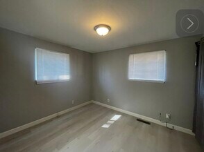 709 Mackenzie Dr in Lima, OH - Building Photo - Building Photo