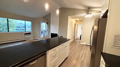 3515 28th St, Unit 307 in Boulder, CO - Building Photo - Building Photo