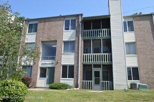 1704 Summit Pointe in Scranton, PA - Building Photo
