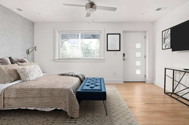 1136 Crescent Ave NE, Unit SI FL2-ID1356309P in Atlanta, GA - Building Photo - Building Photo