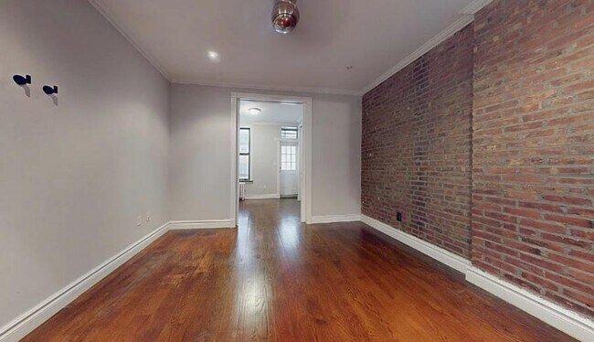 East 25th Street in New York, NY - Building Photo - Building Photo